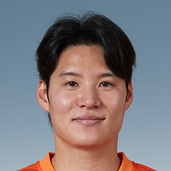 パク　スンウク